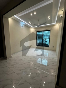 ONE KANAL FIRST FLOOR AVAILABLE FOR RENT IN WAPDA TOWN ONLY IN 60K Wapda Town
