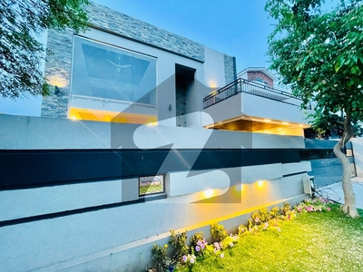One Kanal luxurious House for sale in DHA DEFENSE PHASE 2. Islamabad DHA Defence Phase 2