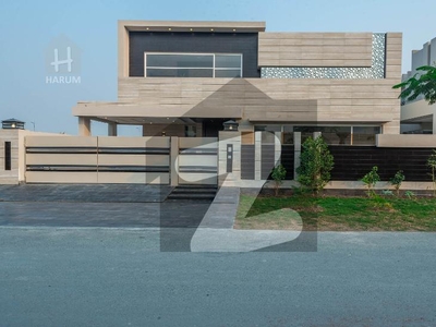 ONE KANAL MODERN SUPER LUXURY BUNGALOW FOR SALE DHA Phase 7 Block S