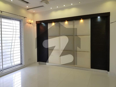 Original Image 10 Marla House For Rent In DHA Phase 6 Block-D Lahore. DHA Phase 6 Block D