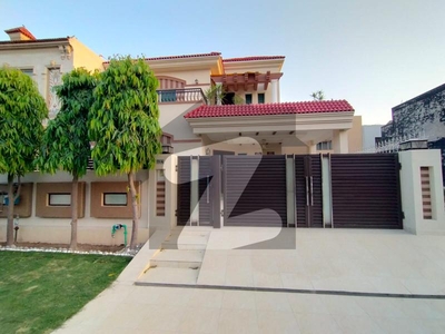 Owner Build 10 Marla House For Sale On Hot Location DHA Phase 5