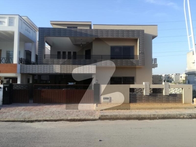 Uper Portion available for rent Bahria Town Phase 8 Usman D Block