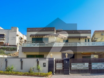 We Offer 01 Kanal Brand New Designer House For Sale On ( Investor Rate) On (Urgent Basis) In Bahria Town Phase 02 Rawalpindi. Bahria Town Phase 2