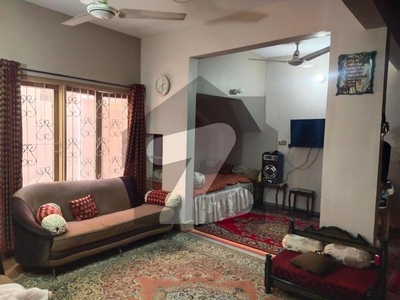 West Open House 400 Square Yards In Gulshan-e-Iqbal - Block 5 Gulshan-e-Iqbal Block 5