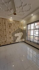 10 Marla VIP upper portion for rent in talha block bahria town Lahore Bahria Town Talha Block