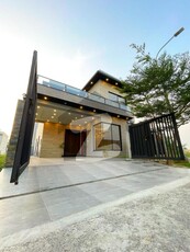 100% Original Pics Proper Double Unit Modern Dream Villa For Sale Near Park In DHA DHA 9 Town