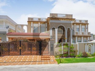2 KANAL FULLY FURNISHED BRAND NEW SPANISH HOUSE FOR SALE IN WAPDA TOWN SUPER HOT LOCATION NEAR PARK OR MOSQUE , MARKET OR MOSTE BRANDED SCHOOL SYSTEMS Wapda Town
