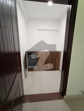 3 Bed Slightly Used Flat In Good Condition Is Available For Urgent Rent ! Askari 10 Sector F