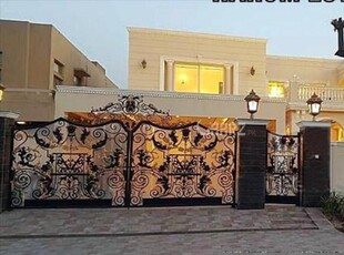 3 Kanal House for Sale in Lahore Garden Town Tipu Block