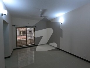 3300 Square Feet Flat In Stunning Askari 5 - Sector J Is Available For sale Askari 5 Sector J