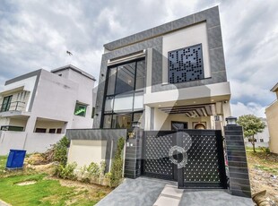 5 Marla Modern Design Good Location House For Rent DHA 9 Town