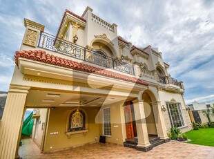 8-Marla Eye Catching Top Notching Most Elegant Design Lavish Bungalow For Sale In DHA DHA 9 Town
