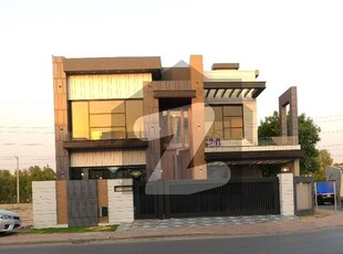 Antique Design Top Notched House/ Bungalow For Sale In Bahria Town Lahore Bahria Town Sector C