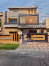 Central park 10M Modern Luxury villa for rent with gas meter installed Central Park Block A