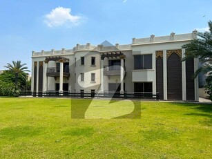 FACING PARK 2 KANAL VILLA WITH 2 KANAL LAWN FOR SALE Sui Gas Society Phase 1