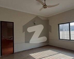 1 Kanal Full House Available For Rent In DHA Phase 4 Lahore DHA Phase 4 Block GG