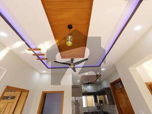 1 Kanal Upper Portion Ideally Situated In G-13 G-13