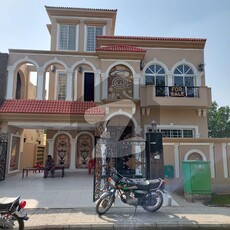 10 Marla House For Sale In Janiper Block Bahria Town Lahore Bahria Town Janiper Block