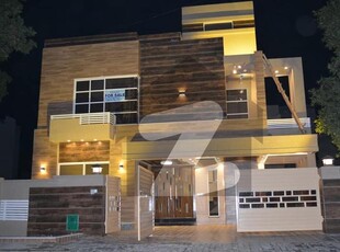 10 Marla Like Brand New House Available For Rent In Bahria Town Lahore. Bahria Town Gulmohar Block