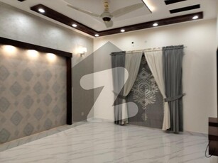 10 Marla Upper Portion For rent In The Perfect Location Of Bahria Town - Sector C Bahria Town Sector C