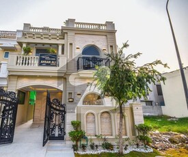 3 Beds 5 Marla Ideal Location House For Sale In DHA 9 Town Lahore DHA 9 Town