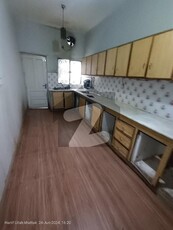 3 beds ground Independent portion available for rent in G10 G-10