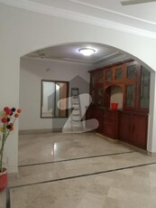 4 Bedrooms 7 Marla House For Rent In F11/2 F-11