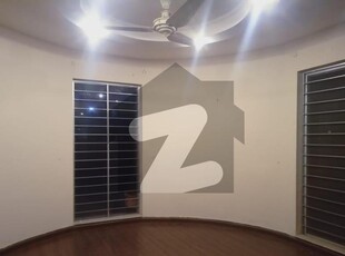 4 Beds 10 Marla Good Location House for Rent in Ex Air Avenue DHA Phase 8 Lahore. DHA Phase 8 Ex Air Avenue