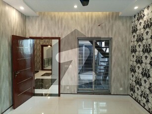 5 MARLA BEAUTIFUL UPPER PORTION FOR RENT IN PARAGON CITY Paragon City