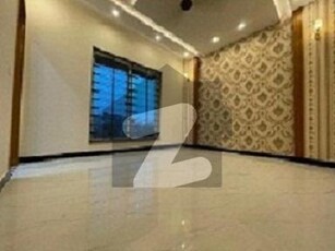 5 MARLA BRAND NEW UPPER PORTION FOR RENT IN BB BLOCK BAHRIA TOWN LAHORE Bahria Town Block BB
