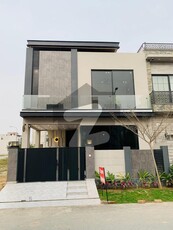 5 MARLA FULLY MODERN DESIGN HOUSE AVAILABLE FOR RENT DHA 9 Town