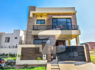 5 MARLA LUXURY BUNGALOW FOR SALE IN DHA PHASE 9 TOWN DHA 9 Town