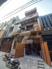 5 Marla Triple story house onwer build house for Sale Samanabad