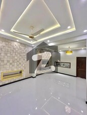 ARZ Properties offers 5 Marla 1125 Sq Ft Apartment For Sale In Q Block Khayaban E Amin Khayaban-e-Amin Block R