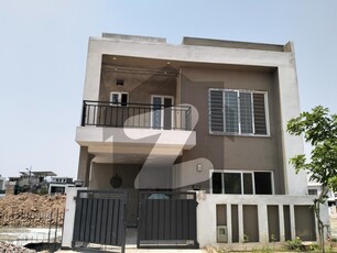 Bahria Enclave sector i5 Marla brand new luxury house for rent good location main Boulevard Bahria Enclave