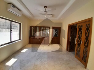 Brand New 5 Bedroom With Garden House Available In F-8 For Rent F-6/2