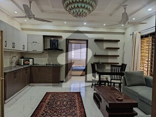 E-11 Makkah Tower Fully Furnished 3 Bedroom Apartment For Rent E-11/4