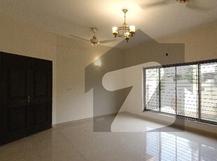 House For sale In Rs. 76300000 Askari 10