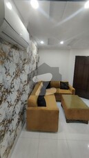 1 BED FULLY LUXURY FURNISH IDEAL LOCATION EXCELLENT FLAT FOR RENT IN BAHRIA TOWN LAHORE Bahria Town Jasmine Block