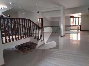 1000 SQUARE YARD HOUSE FOR RENT NEAR OCEAN MALL, DHA DEFENCE, KARACHI DHA Phase 5