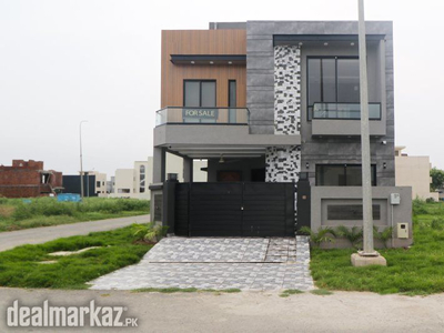 5 Marla Brand New Corner House is Available Foe Sale in DHA-Lahore