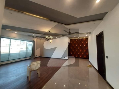 500 YARD ULTRA MODERN STYLE BUNGALOW UPPER PORTION FOR RENT IN DHA PHASE 8.MOST ELITE CLASS LOCATION IN DHA KARACHI.ONLY FOR FAMILIES DHA Phase 8