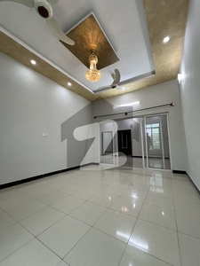 7 Marla upper Portion available fro Rent Jinnah Gardens