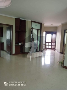 DHA KARACHI, ALL MOST NEW WITH BESMENT, Spacious 5-Bedroom Bungalow for Rent in Prime Location, DHA Phase 8A DHA Phase 8