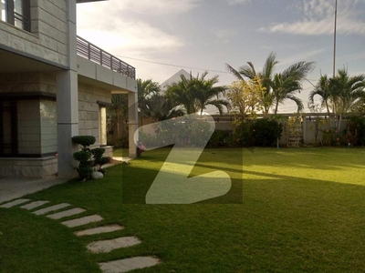 IDEAL BUNGALOW AVAILABLE FOR RENT DHA Phase 8