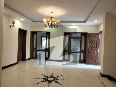 Luxurious 6 Bed, 6 Bath House for Sale in F-10, Islamabad - Fully Renovated, Sun-Facing F-10
