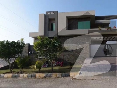 Prime Location House For sale In Rs. 100000000 MPCHS Block B