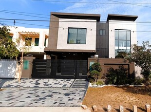 12 Marla House For Sale In AA Block Phase 4 DHA Defence Lahore.