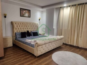 3 Beds Apartment For Rent In Gold Crest Grand Mall And Residency Dha Phase 4 Lahore