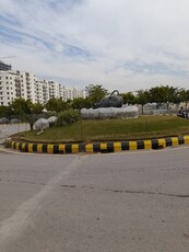 Gulberg Greens Islamabad 5 kanal Developed and Possession plot at Block B